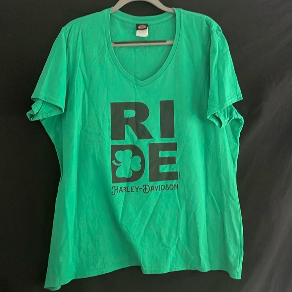 Green st Patrick day HD T